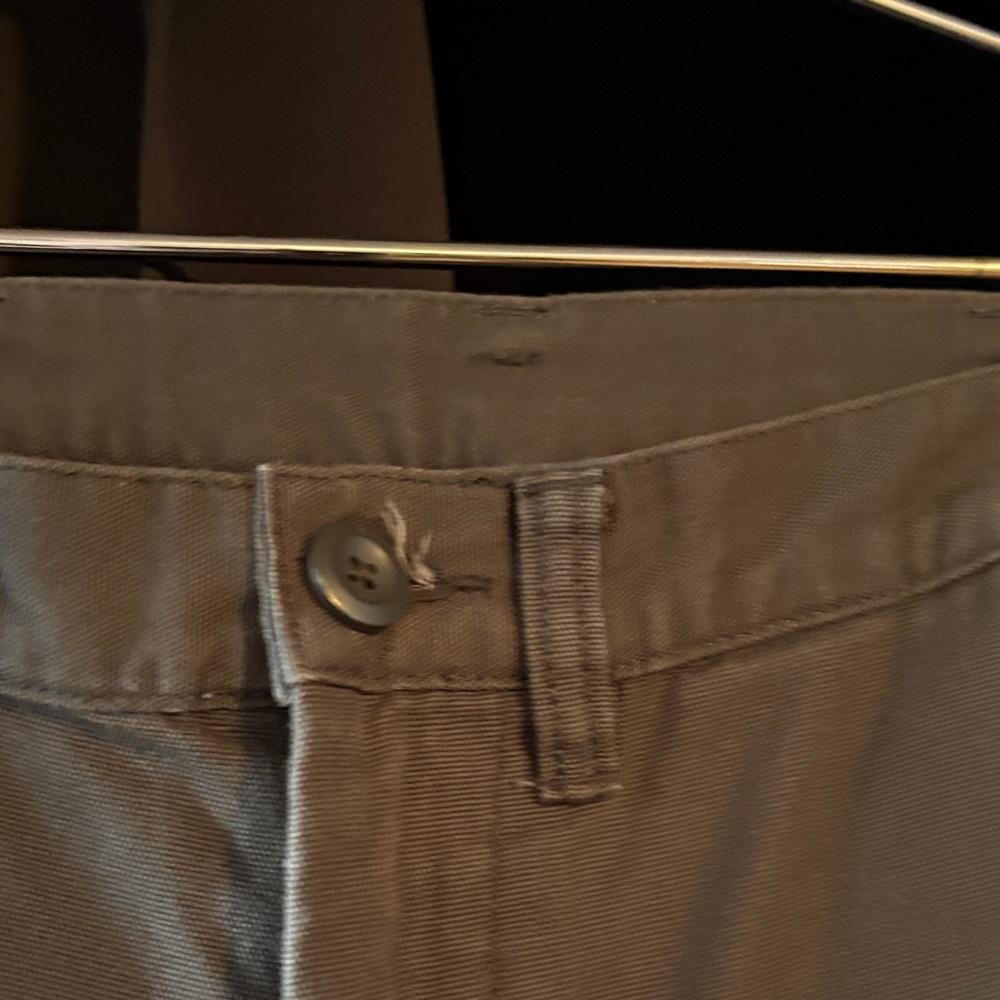 Patagonia Men's Gray Chinos - Picture 3 of 13